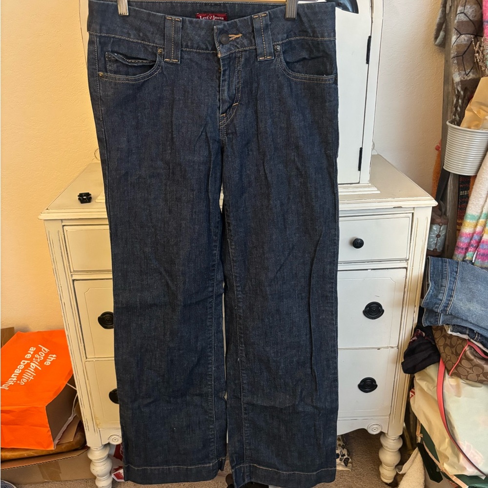 Levi's Deep Indigo Wide Leg Jeans 39 inches long - Picture 2 of 7